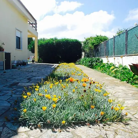 Omassim Yoga Surf House Casa di campagna Ribamar (Torres Vedras)